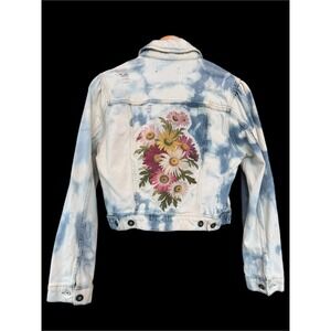 DKNY Daisy Denim Jacket Small Bleach Wash Floral Folk Art Boho Size S